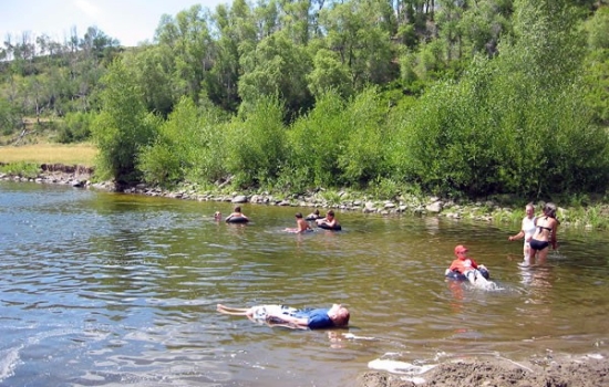 Swimming-in-the-River